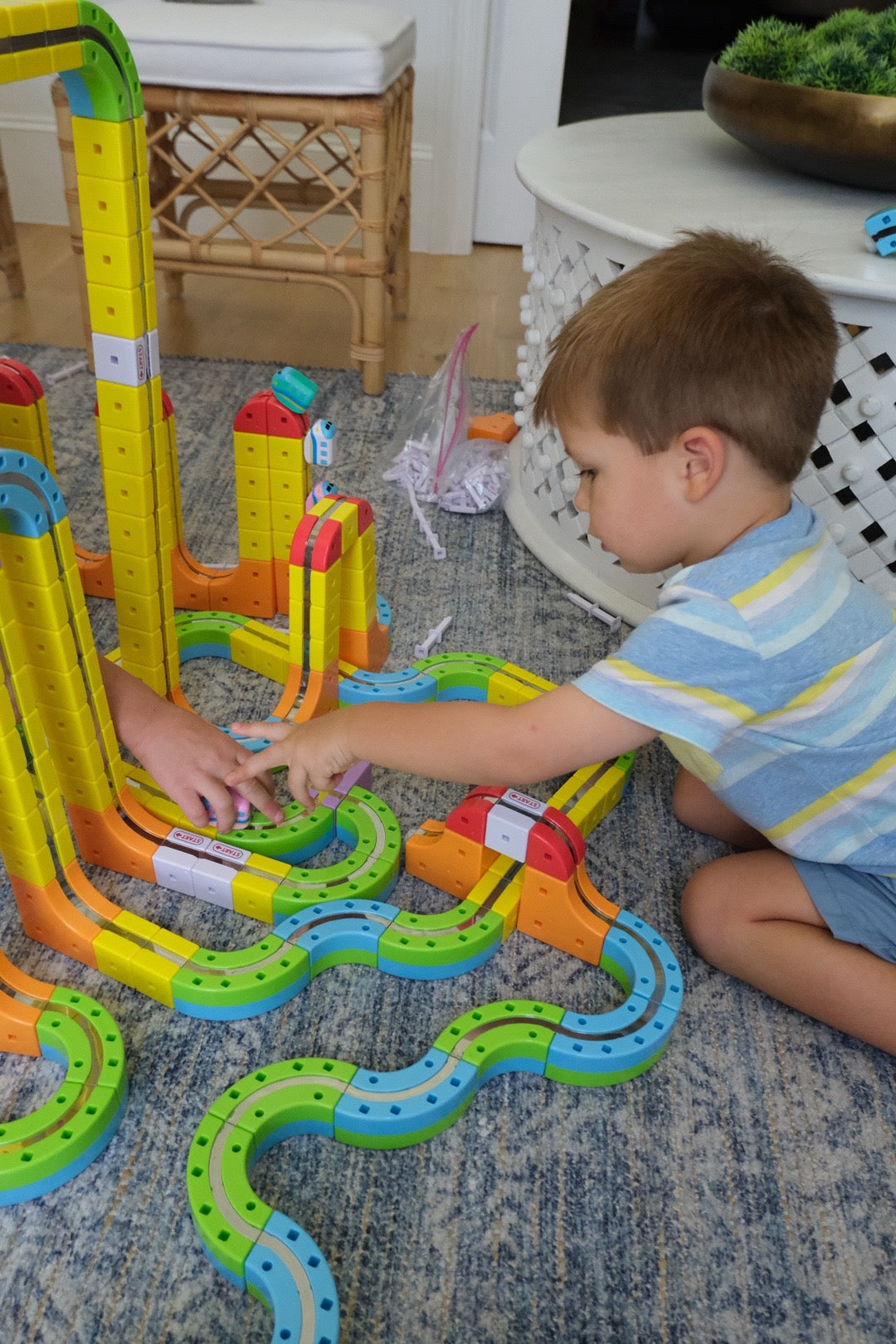 KAVISA MagTrack™ | Magnetic Train Set