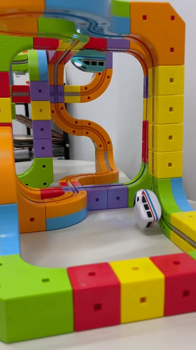 KAVISA MagTrack™ | Magnetic Train Set