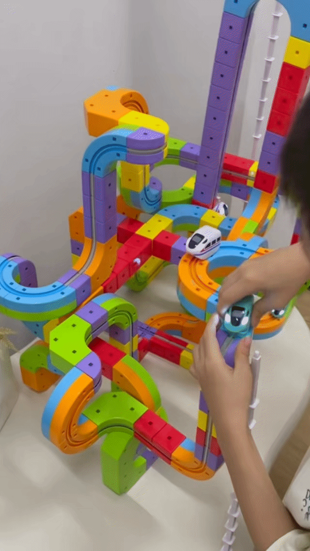 KAVISA MagTrack™ | Magnetic Train Set