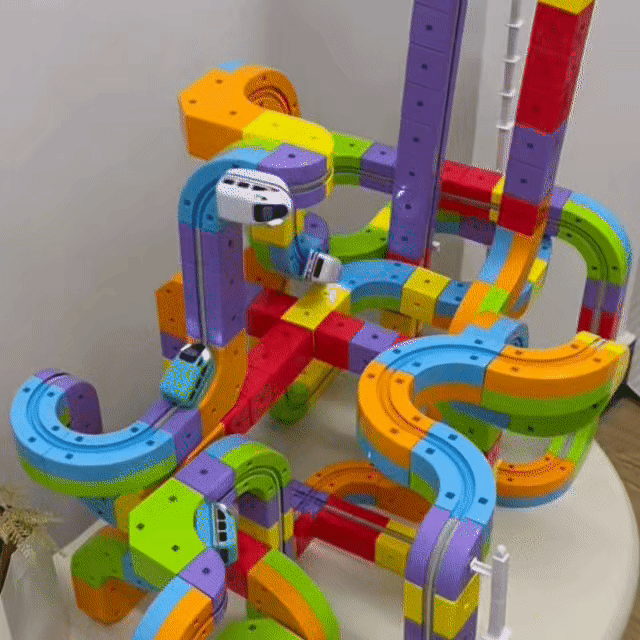 KAVISA MagTrack™ | Magnetic Train Set